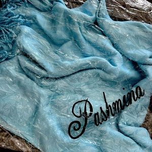 Baby blue pashmina new